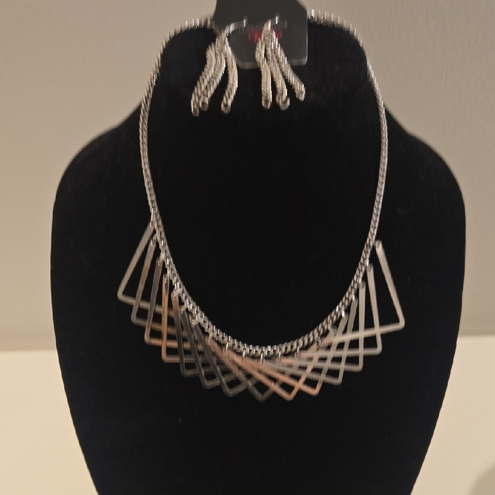 Paparazzi Silver Layered Necklace and Earring Set